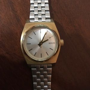 Two-toned Nixon watch